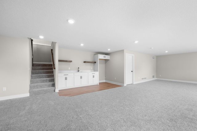 5013 N Emerald, Maize, KS 67101