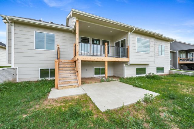 5013 N Emerald, Maize, KS 67101