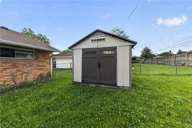 1608 Lanbury Drive, Kettering, OH 45439