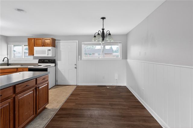 1608 Lanbury Drive, Kettering, OH 45439