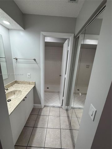 1364 Cottonwood Cir 1364, Weston, FL 33326