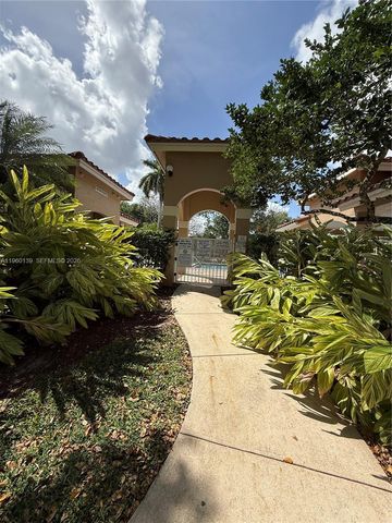 1364 Cottonwood Cir 1364, Weston, FL 33326