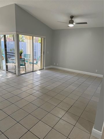 1364 Cottonwood Cir 1364, Weston, FL 33326