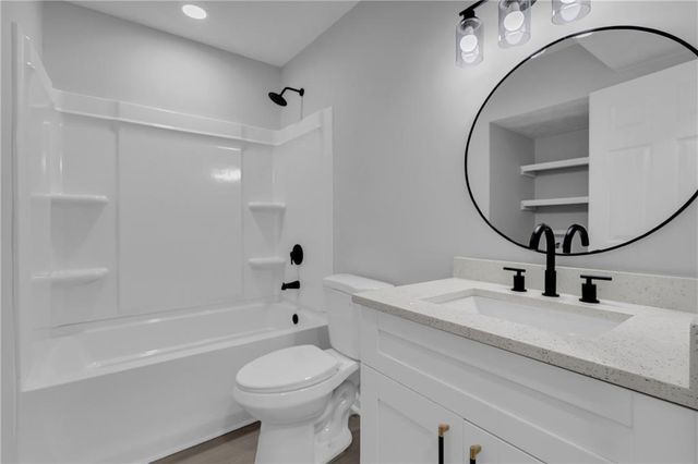 6807 Shangrila Way, Riverdale, GA 30296