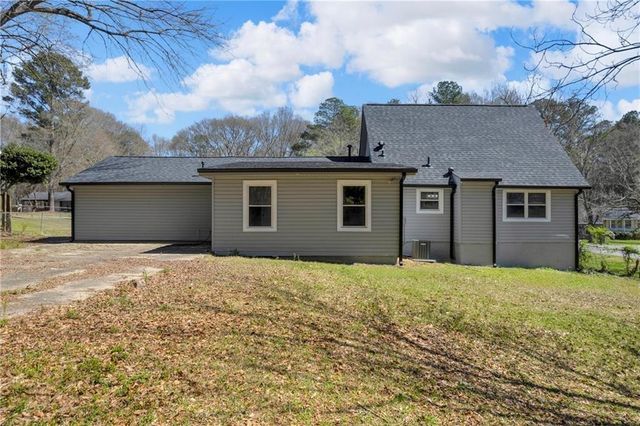 6807 Shangrila Way, Riverdale, GA 30296