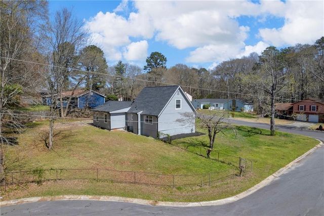 6807 Shangrila Way, Riverdale, GA 30296