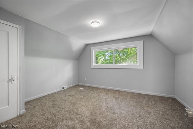 143 Malacca Street, Akron, OH 44305