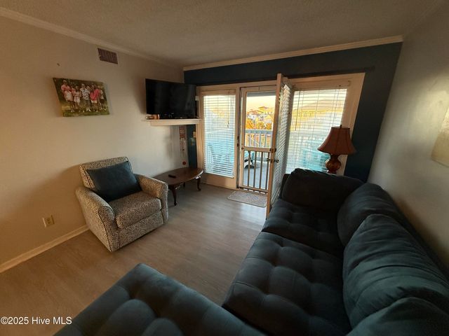 400 Virginia Avenue 303a, Carolina Beach, NC 28428