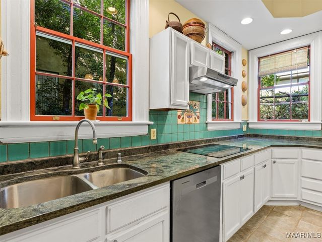 1513 S Perry Street, Montgomery, AL 36104