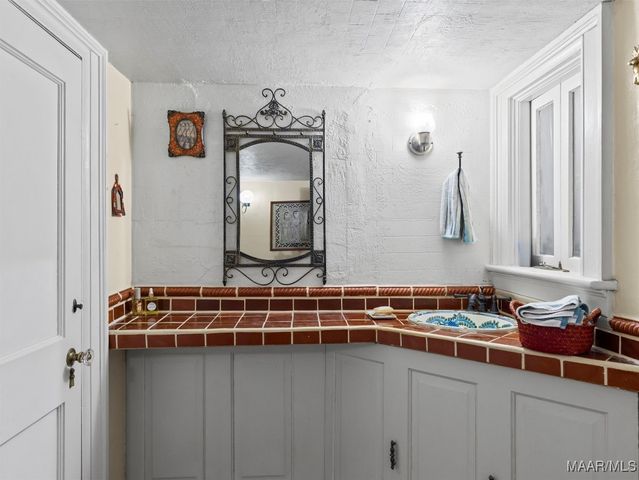 1513 S Perry Street, Montgomery, AL 36104