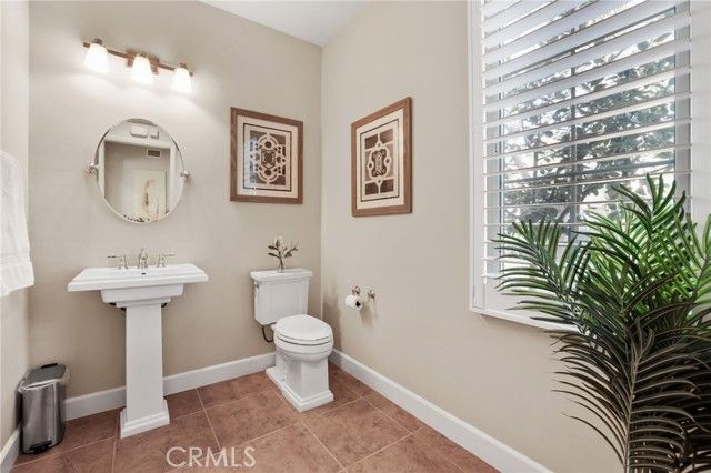 79 Thornapple, Irvine, CA 92620