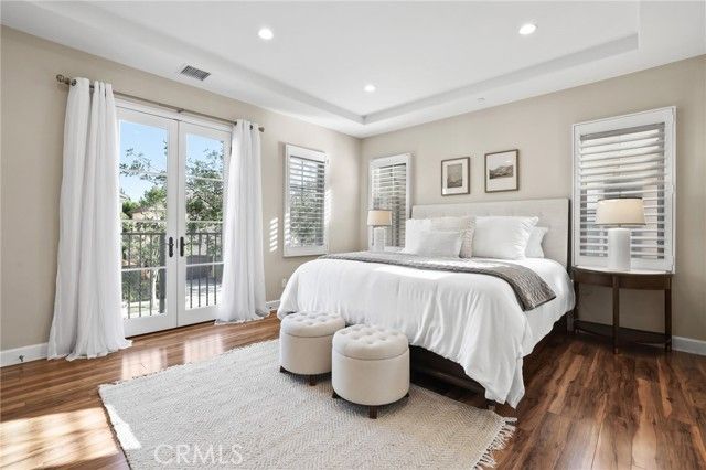 79 Thornapple, Irvine, CA 92620