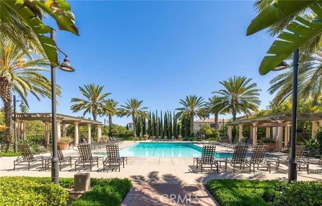 79 Thornapple, Irvine, CA 92620