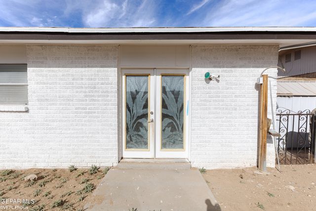 7304 Gran Vida Drive, El Paso, TX 79912