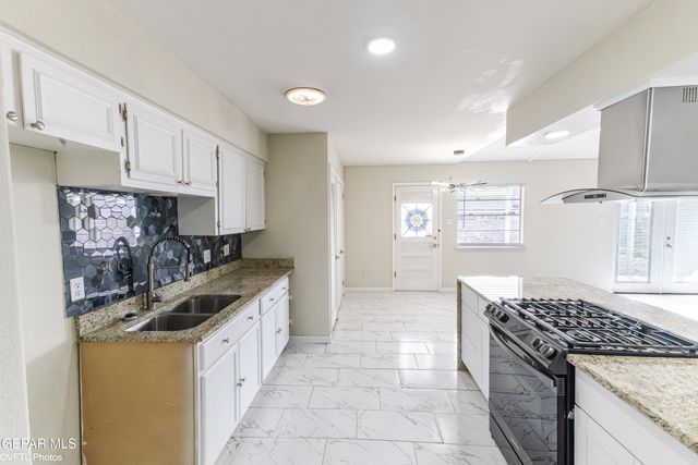 7304 Gran Vida Drive, El Paso, TX 79912