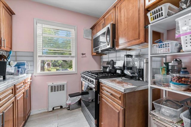 87-29 Marengo Street 1C, Holliswood, NY 11423