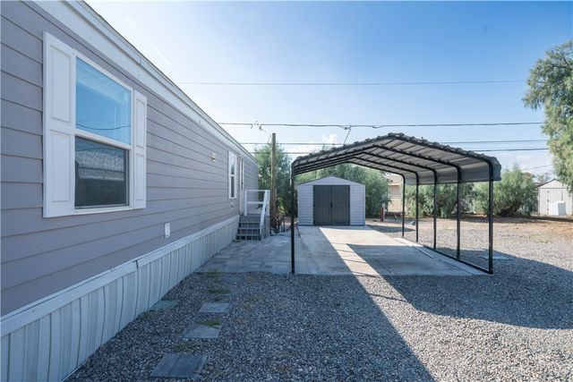 906 Sandy Beach Drive, Bullhead City, AZ 86442