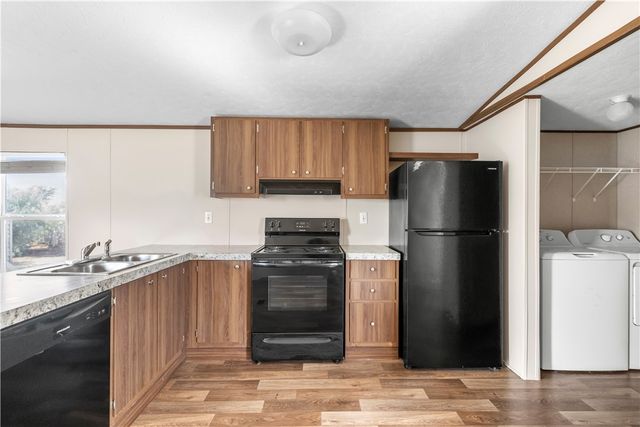 906 Sandy Beach Drive, Bullhead City, AZ 86442