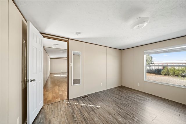 906 Sandy Beach Drive, Bullhead City, AZ 86442