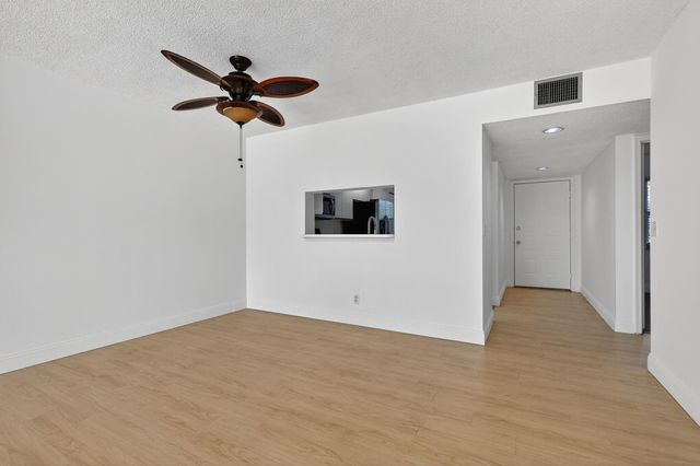 12750 SW 4th Court 307j, Pembroke Pines, FL 33027