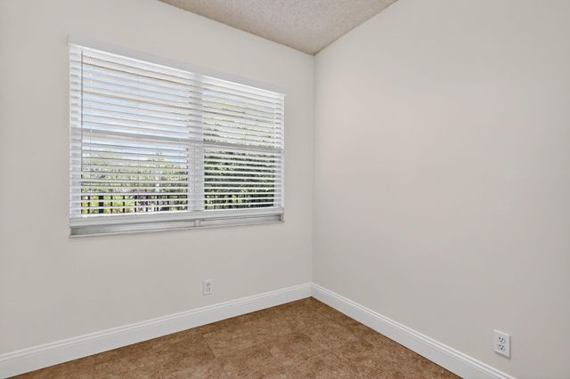 12750 SW 4th Court 307j, Pembroke Pines, FL 33027