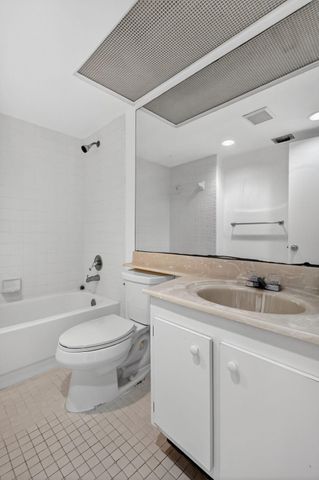 12750 SW 4th Court 307j, Pembroke Pines, FL 33027