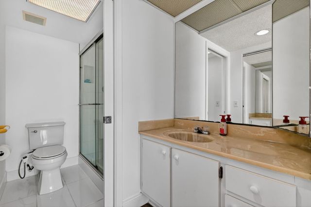 12750 SW 4th Court 307j, Pembroke Pines, FL 33027