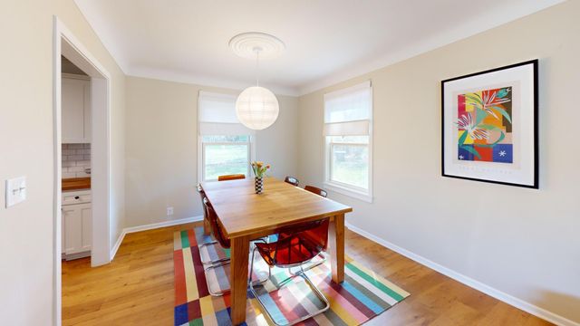 1046 Brooks Avenue W, Roseville, MN 55113