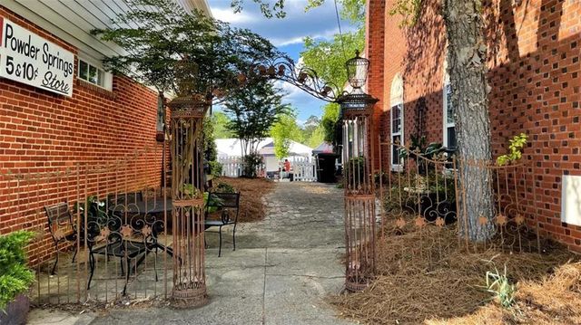 2880 Old Lost Mountain Road A, Powder Springs, GA 30127