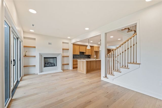 424 SE C Street, Bentonville, AR 72712