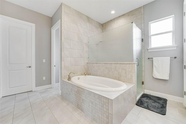 2001 OAK SCRUB TRAIL, Clermont, FL 34714