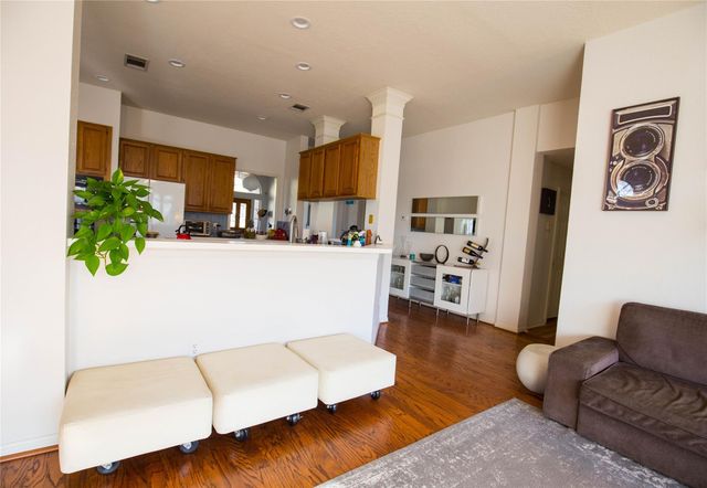 11584 Cedarcliffe, Austin, TX 78750