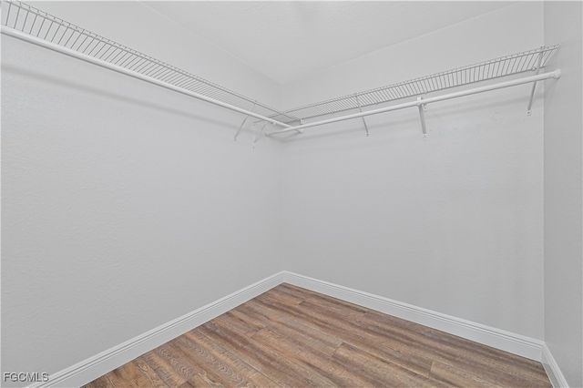 401 SE 10th LN, Cape Coral, FL 33990