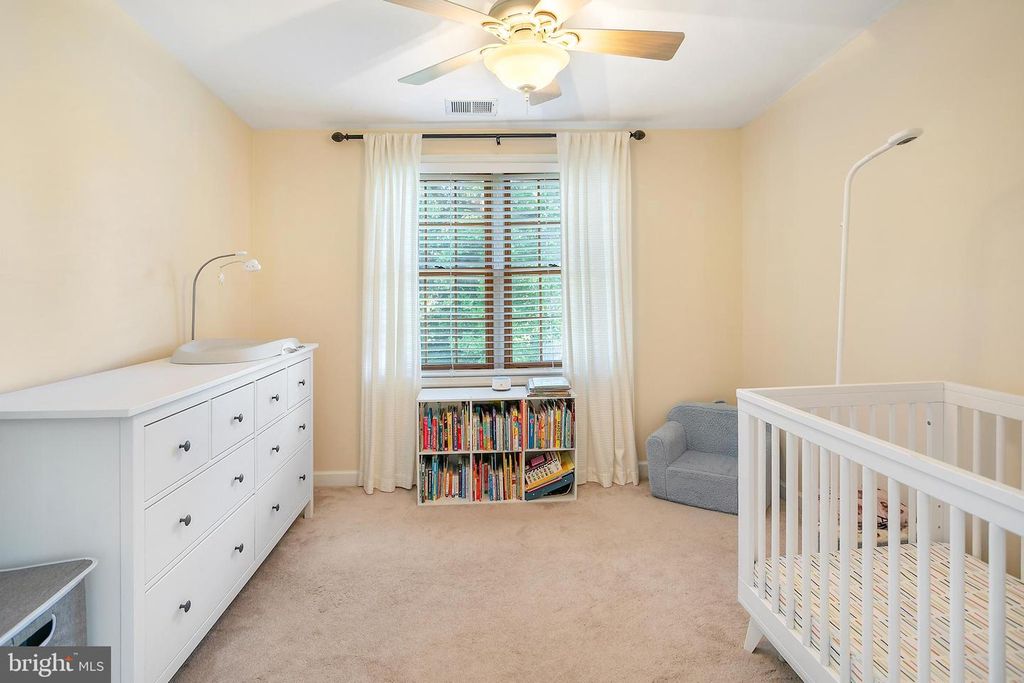 Image 19 of property listing at 3507 MURDOCK RD, Kensington, MD 20895