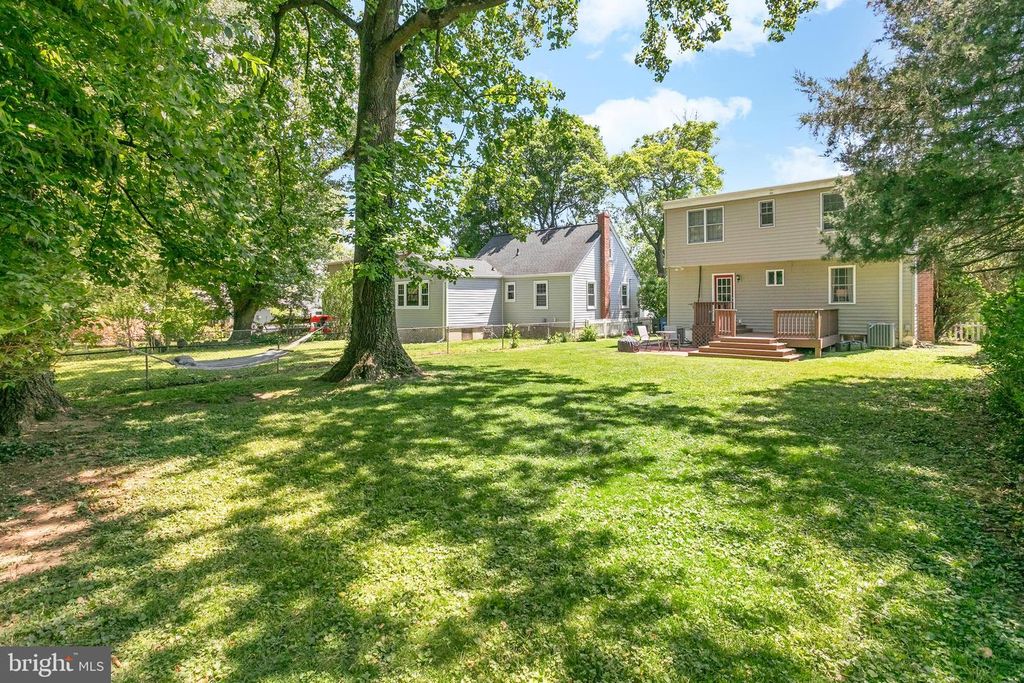 Image 31 of property listing at 3507 MURDOCK RD, Kensington, MD 20895