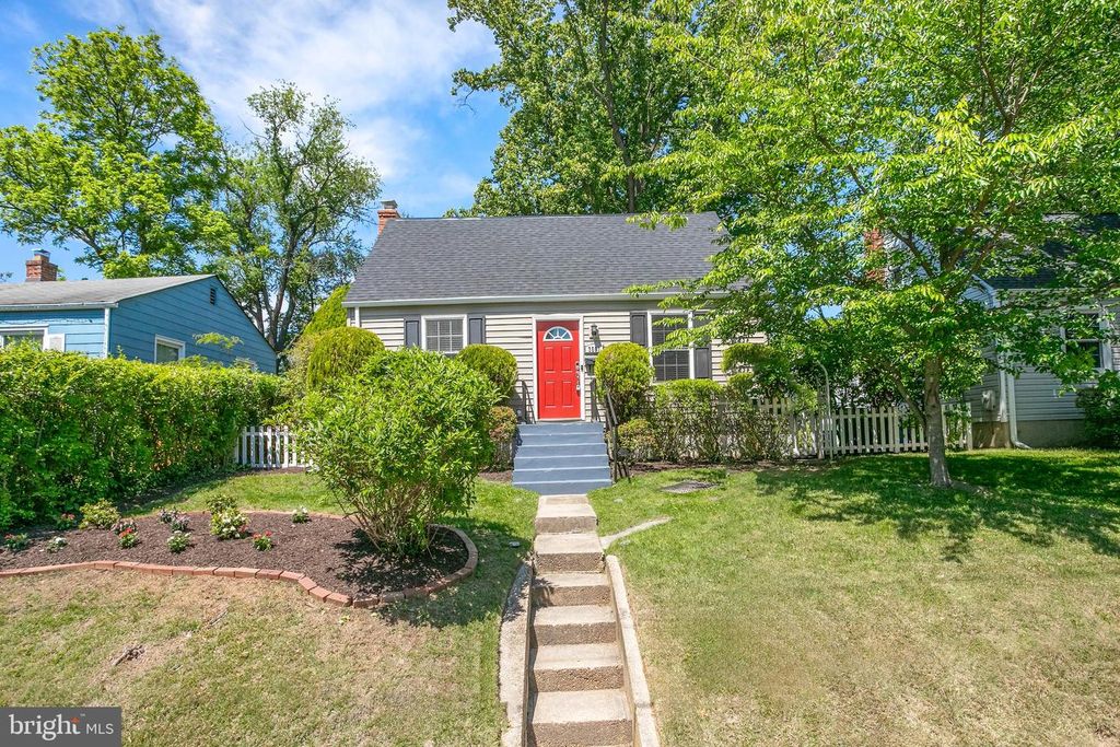 Image 34 of property listing at 3507 MURDOCK RD, Kensington, MD 20895