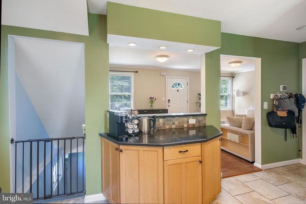Image 7 of property listing at 3507 MURDOCK RD, Kensington, MD 20895