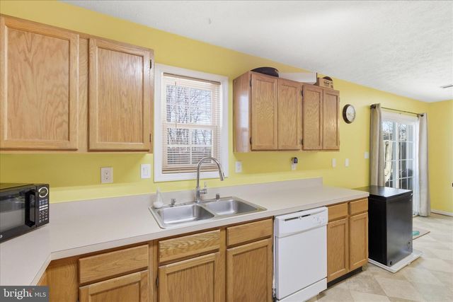 105 HIBISCUS CT, La Plata, MD 20646