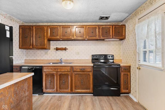 1423 Gumwood Drive, Indianapolis, IN 46234