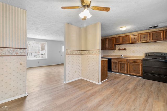 1423 Gumwood Drive, Indianapolis, IN 46234