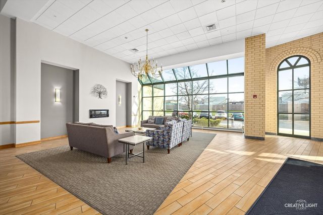 1500 S Ardmore Avenue 408, Villa Park, IL 60181