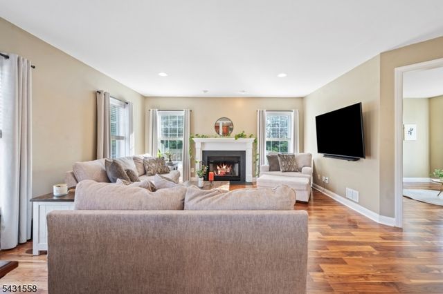 34 White Meadow Rd, Hillsborough Twp., NJ 08844