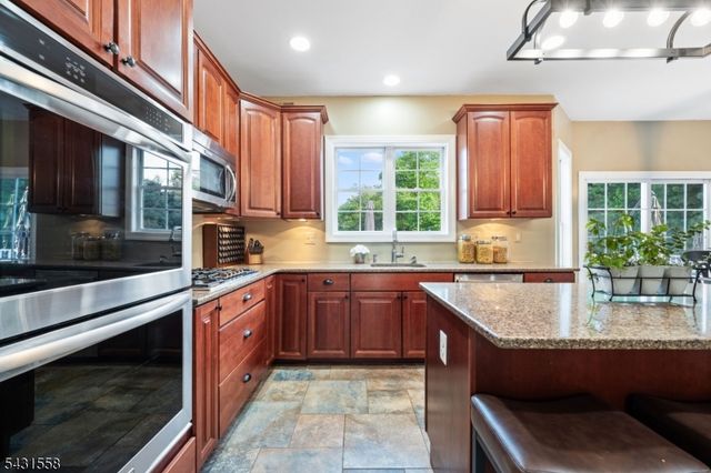 34 White Meadow Rd, Hillsborough Twp., NJ 08844