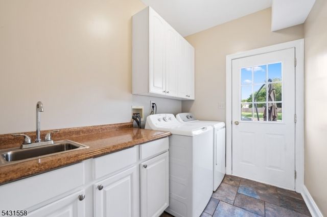 34 White Meadow Rd, Hillsborough Twp., NJ 08844