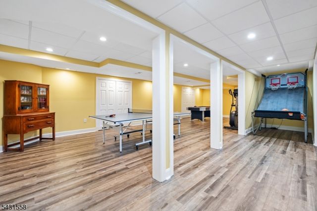 34 White Meadow Rd, Hillsborough Twp., NJ 08844