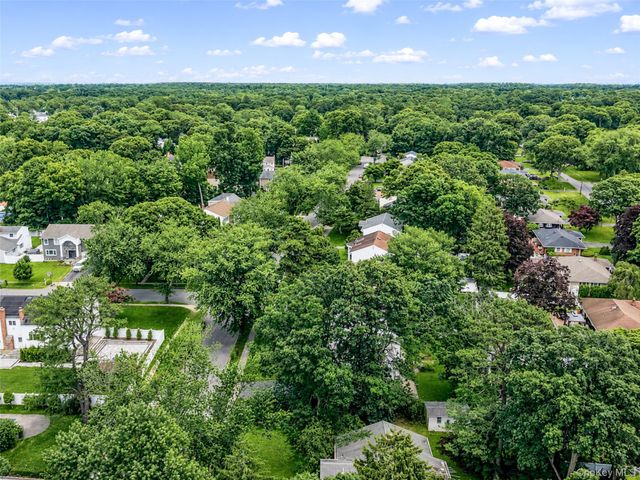 4 Tall Pines Lane, Nesconset, NY 11767