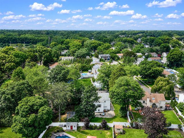 4 Tall Pines Lane, Nesconset, NY 11767