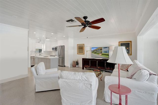 5450 N Ocean Blvd 6A, Lauderdale By The Sea, FL 33308