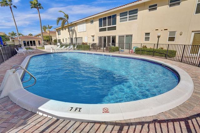 5450 N Ocean Blvd 6A, Lauderdale By The Sea, FL 33308