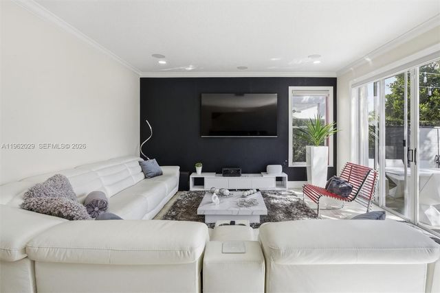 16460 SW 30th Street, Miramar, FL 33027